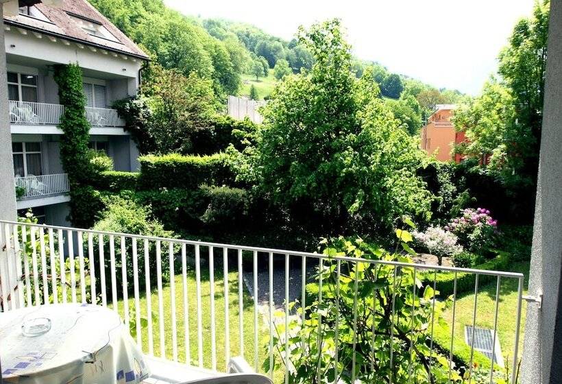 스탠다드 룸, Schlosswald