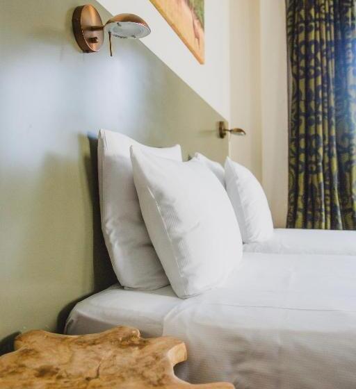 غرفة كومفورت, Sportsbar & Brasserie Dorhout Mees