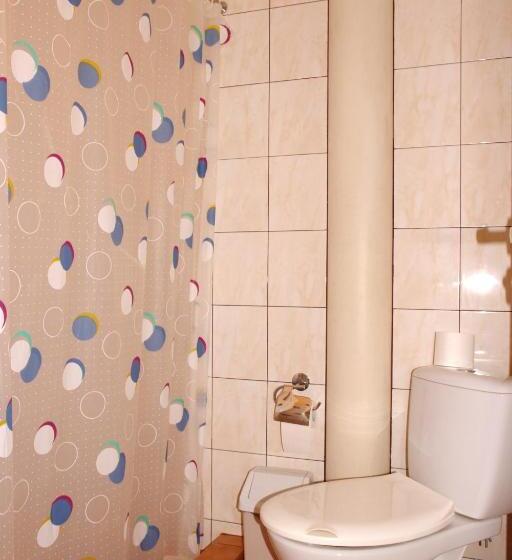 اتاق استاندارد, Turnė Guest House