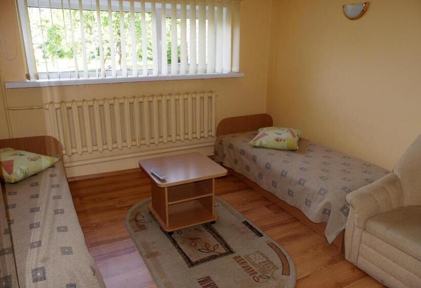 اتاق استاندارد, Turnė Guest House