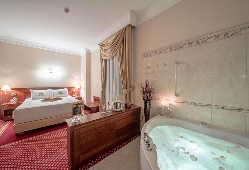 غرفة ديلوكس, Waldinger