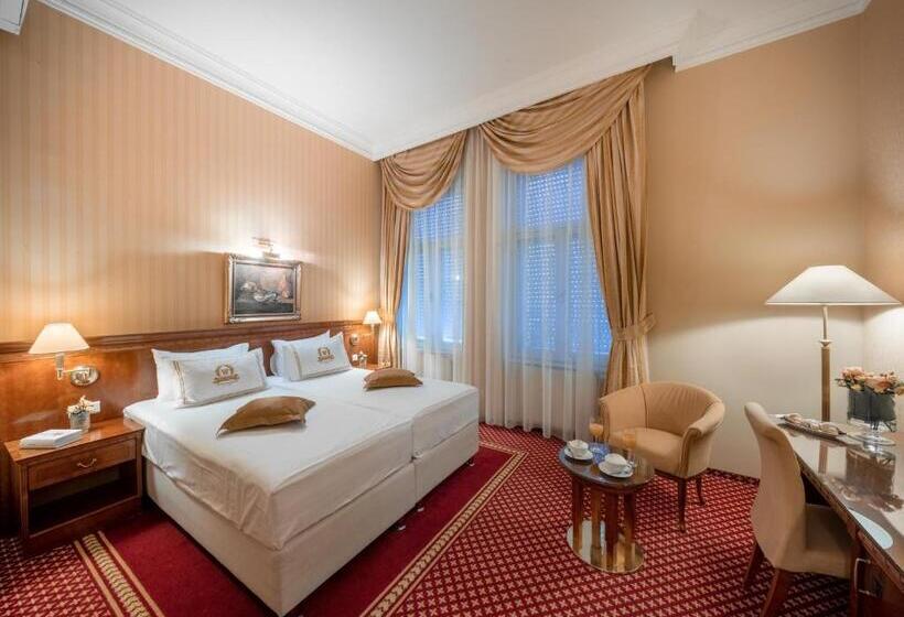 غرفة قياسية, Waldinger