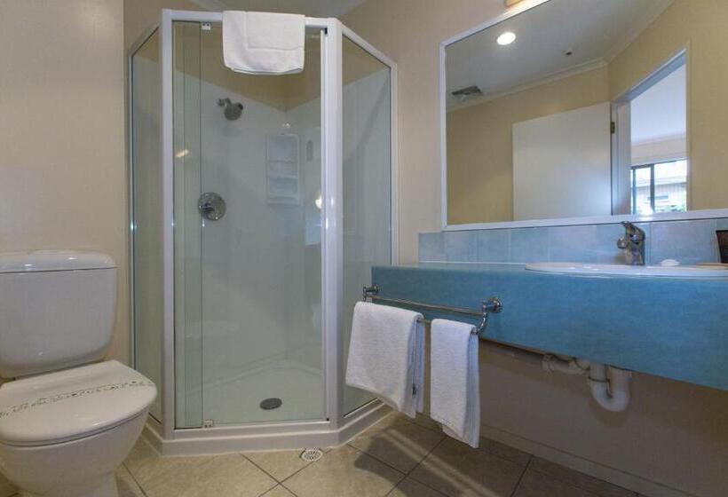 Студия Стандарт, Fernhill Motor Lodge