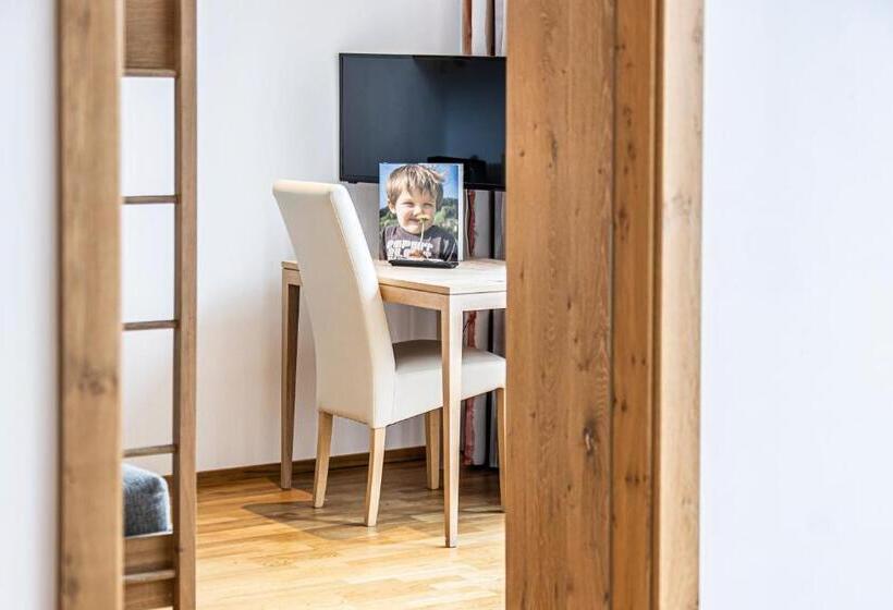 Семейный Номер Вид на Горы, Gasthof Adler