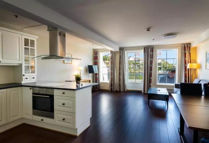 オーシャンビュースーペリアースイート, Victoria Hotel Kragerø
