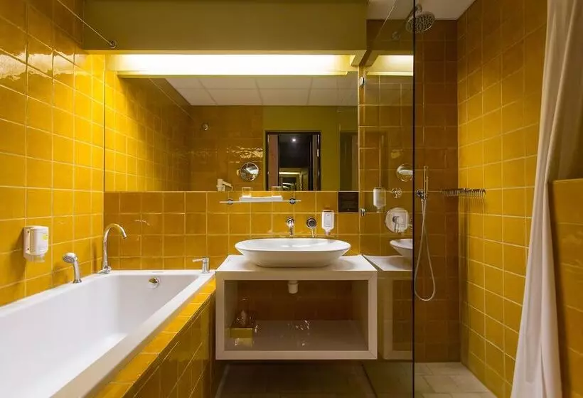 اتاق بزرگ با دسترسی به اسپا, Arensburg Boutique Hotel & Spa