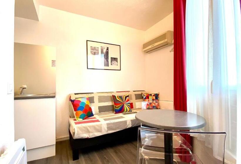 高级工作室, Boulogne Residence