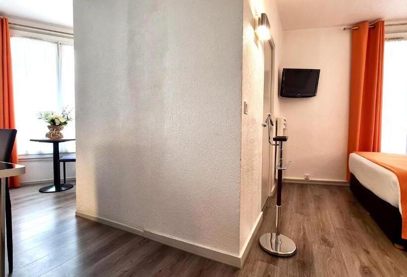 标准三人间, Boulogne Residence