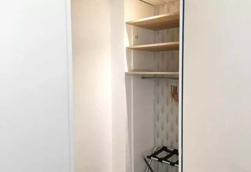 スタンダードルーム, Boulogne Residence