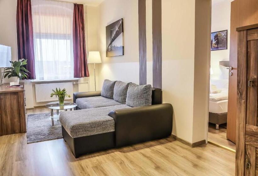 سوئیت با تخت بزرگ, City Residence Hotel Frankfurt Oder Bahnhof