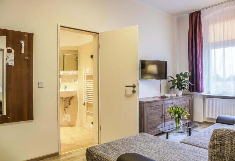 سوئیت با تخت بزرگ, City Residence Hotel Frankfurt Oder Bahnhof