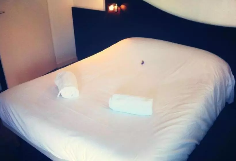 スタンダードルーム, Couett Hotel Rumilly