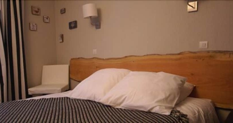 غرفة قياسية, De La Placette Barcelonnette