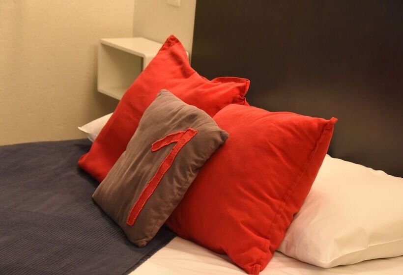 غرفة قياسية ثلاثية, De La Placette Barcelonnette