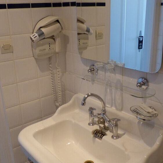 חדר סטנדרט, De L'europe