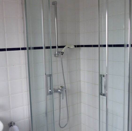 חדר סטנדרט, De L'europe