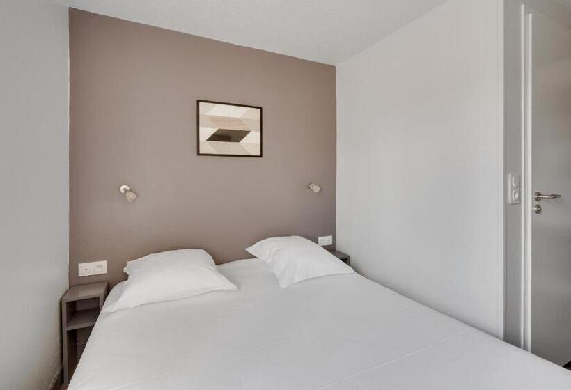 اتاق استاندارد, Initial By Balladins Blois