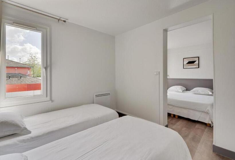 اتاق استاندارد چهار تخته, Initial By Balladins Blois