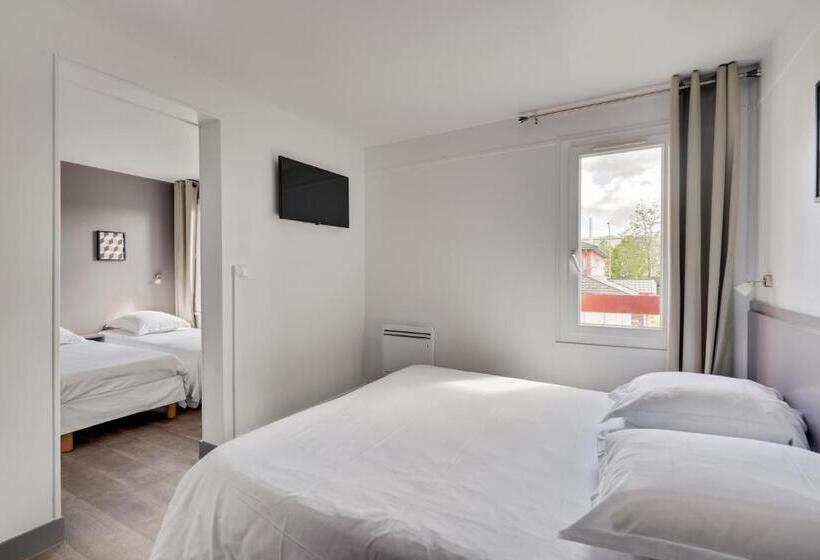 اتاق استاندارد چهار تخته, Initial By Balladins Blois