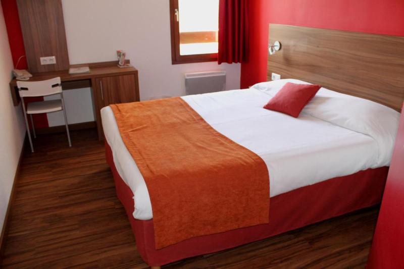 Номер Стандарт, La Clé Des Champs