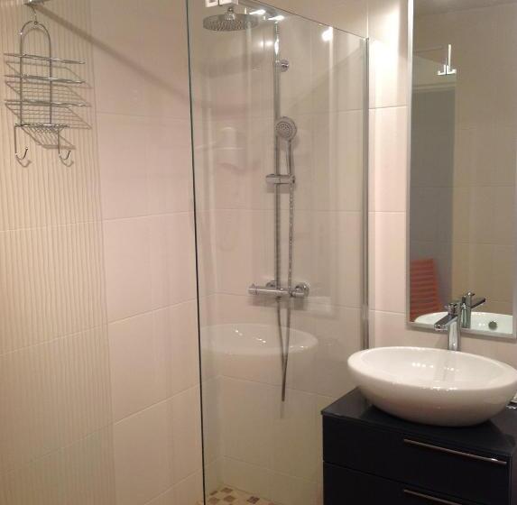 Номер Стандарт, La Croix De Vernuche