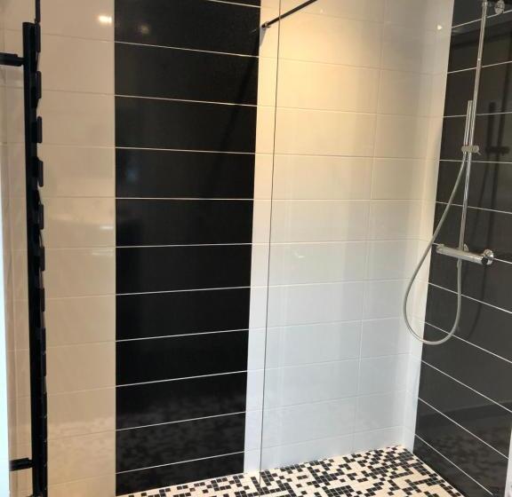 Апартаменты 1 Спальня Вид на Бассейн, La Croix De Vernuche