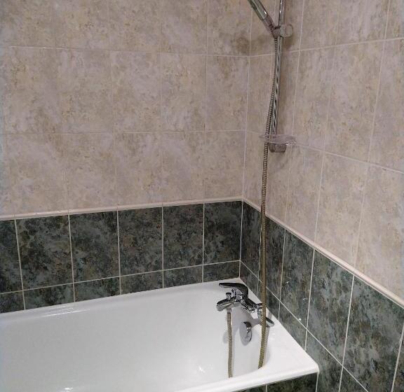 Номер Стандарт, La Croix De Vernuche