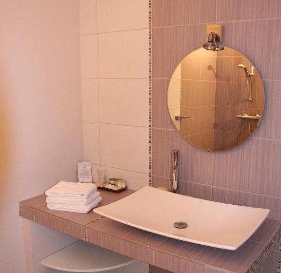 غرفة برستيج, Logis Hôtel Le Relais Louis Xi