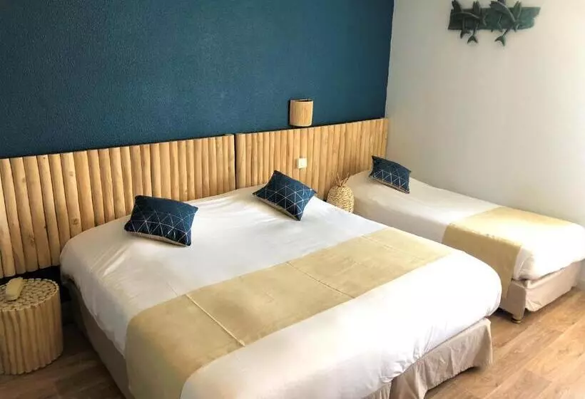 Üç Kişilik Standart Oda, Logis Hôtel Les Grenadines