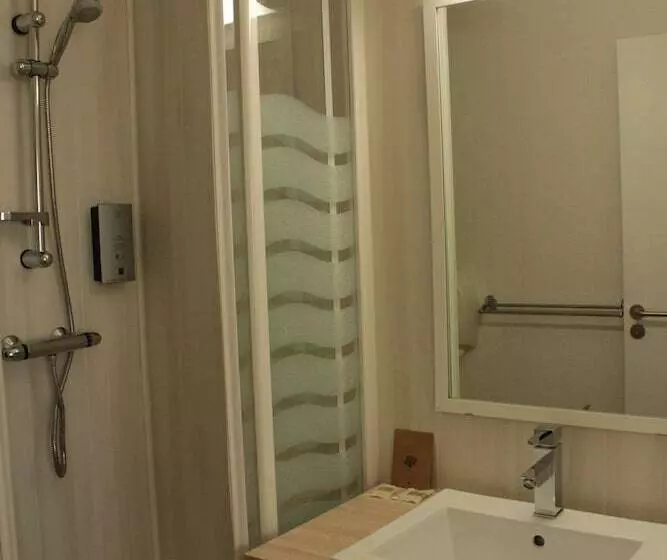 Standart Oda, Logis Hôtel Les Grenadines