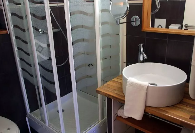 Standart Oda, Logis Hôtel Les Grenadines