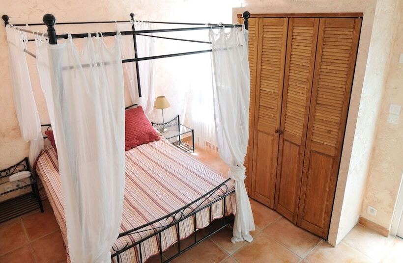 Номер Стандарт с Балконом, Les Grenadines