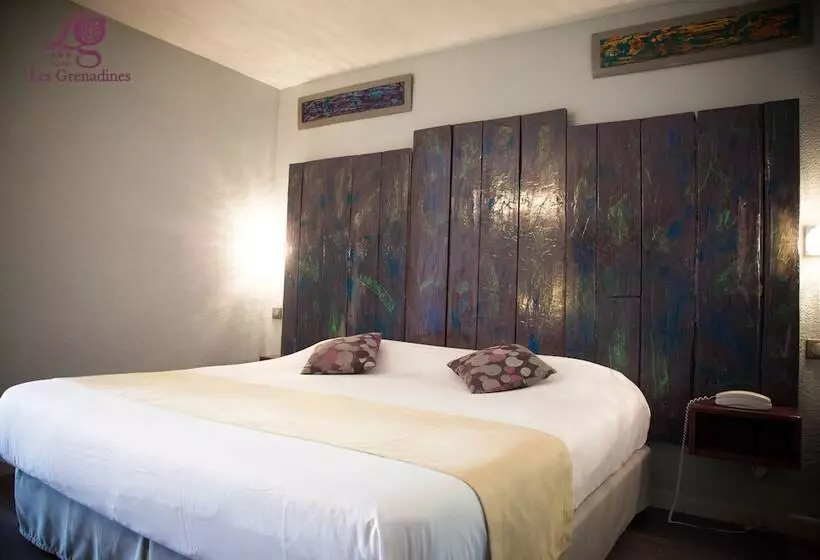 Aile Odası, Logis Hôtel Les Grenadines