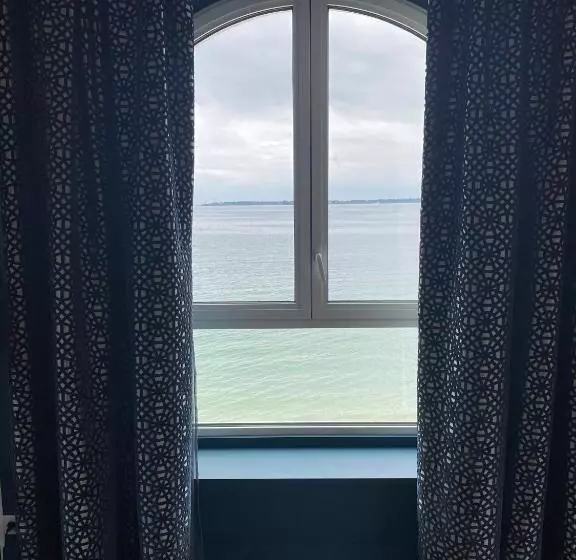 スイート, Les Sables Blancs
