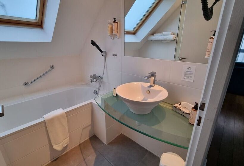 חדר משפחתי נוף לים, Les Sables Blancs