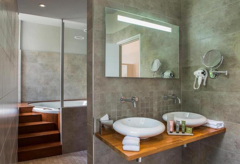 סוויטה, Manoir De Kerhuel De Quimper