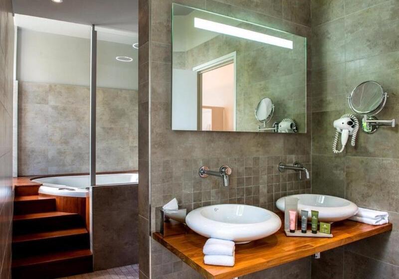 סוויטה, Manoir De Kerhuel De Quimper