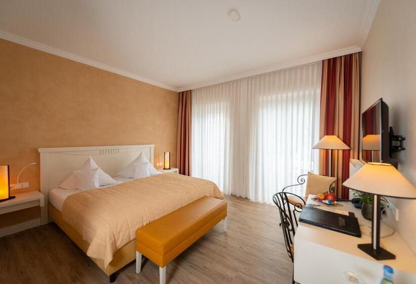 חדר ביזנס, & Restaurant Alte Schule