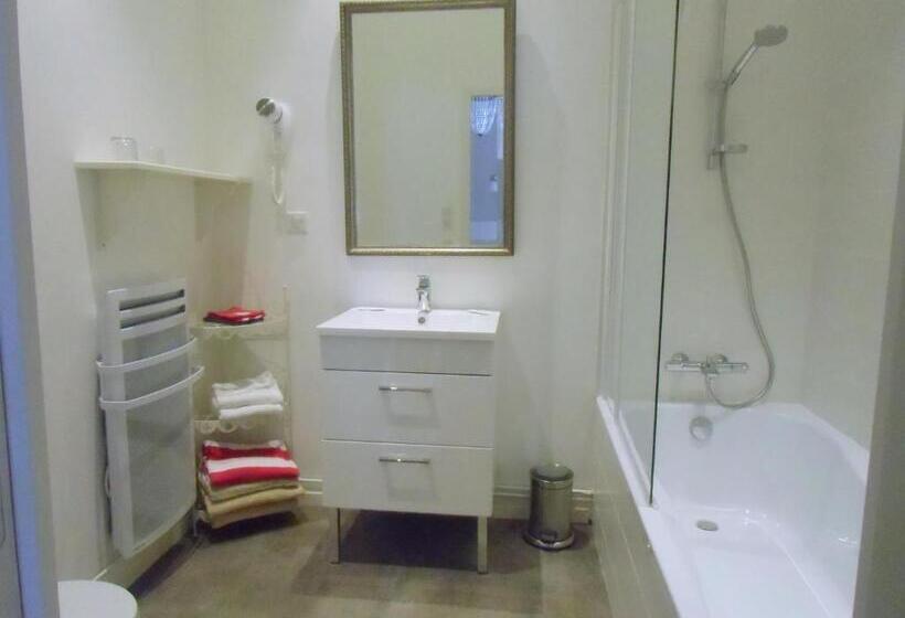 Четырехместный Номер Стандарт, Hôtel De La Providence