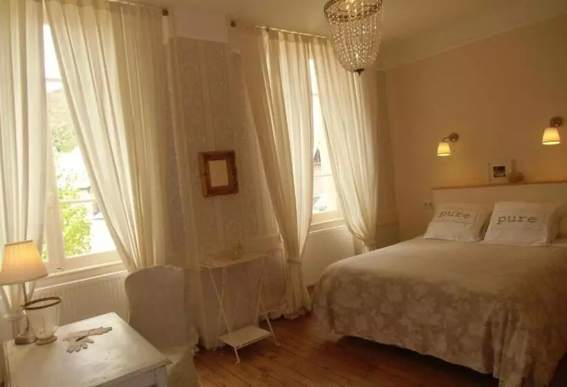スーペリアールーム, Hôtel De La Providence