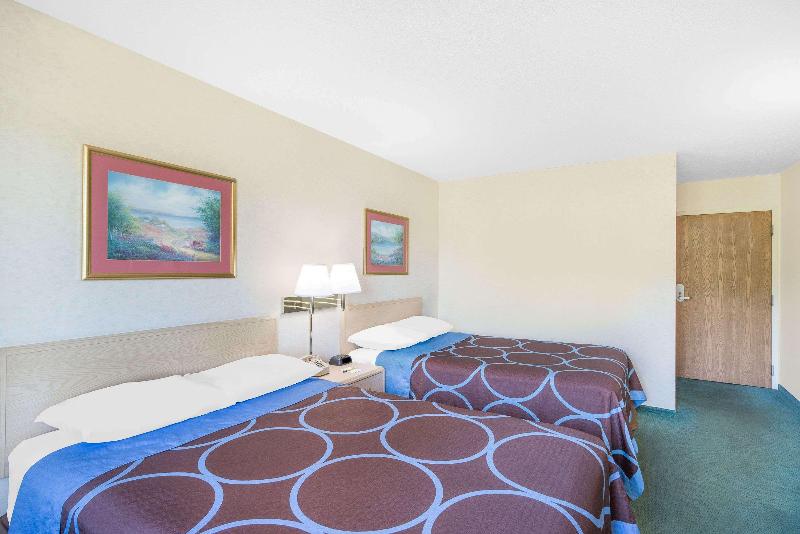 غرفة كلاسيكية, Elephant