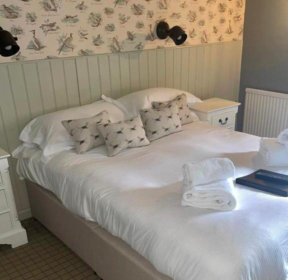 غرفة قياسية, The Golden Pheasant