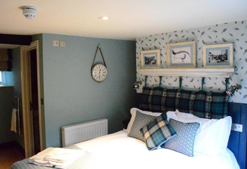 غرفة سوبيريور, The Golden Pheasant