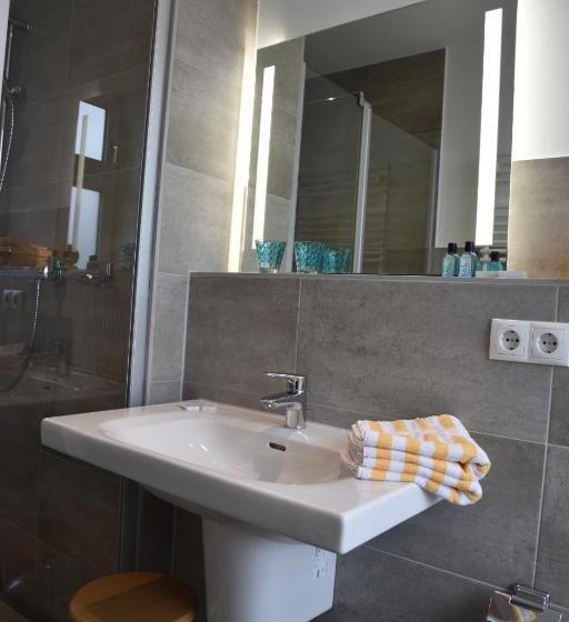 패밀리 룸, Waldperle