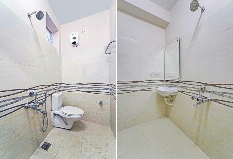 디럭스 룸, Super Townhouse 1096 Hotel Redfox Nungambakkam Near Apollo & Shankar Nethralaya Hospital