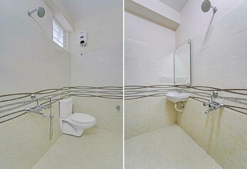 디럭스 룸, Super Townhouse 1096 Hotel Redfox Nungambakkam Near Apollo & Shankar Nethralaya Hospital