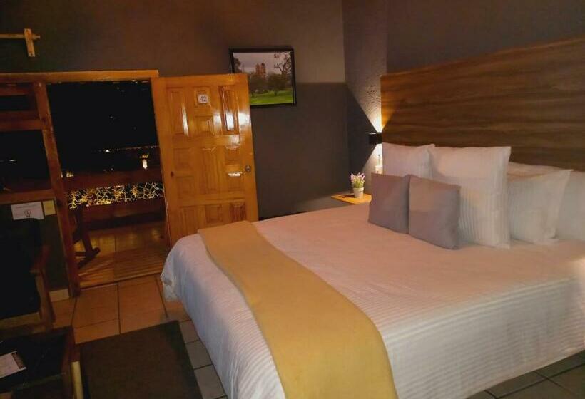 جناح مزود بتراس, San José Del Valle