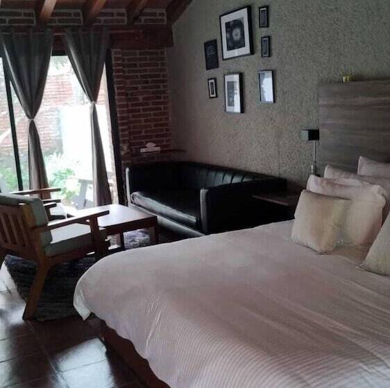 غرفة عائلية, San José Del Valle