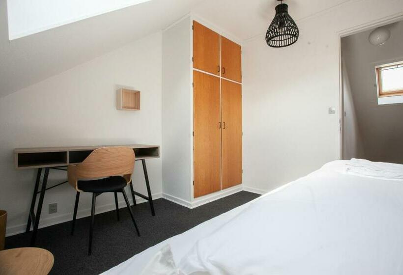 غرفة قياسية فردية حمام مشترك, The Bird / Guesthouse / 10 Min Walk Downtown