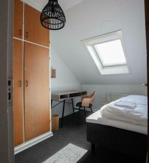 غرفة قياسية فردية حمام مشترك, The Bird / Guesthouse / 10 Min Walk Downtown